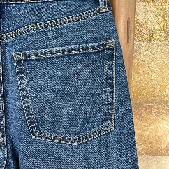 Wild Fable Women’s Highest Rise Baggy Distressed Blue Wide Leg Jeans, US Size 4 - Picture 6 of 7